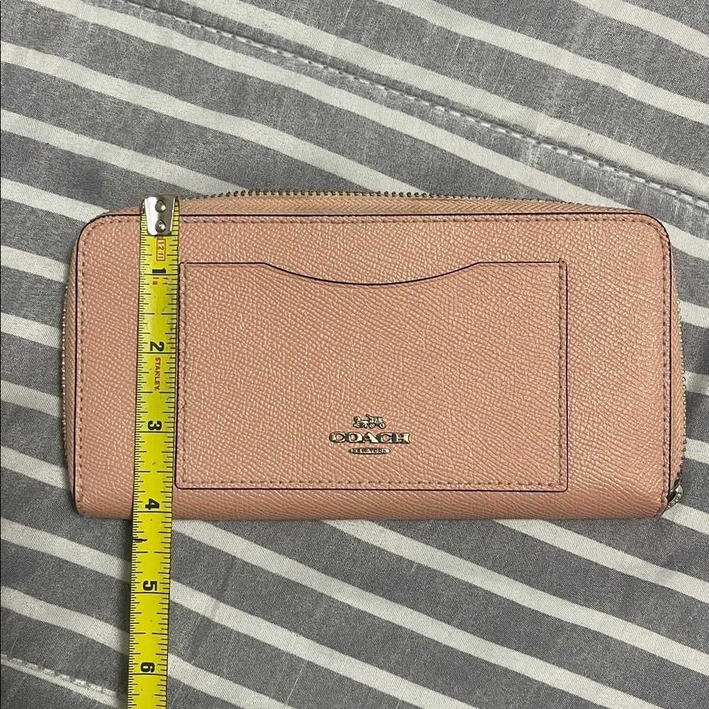 Coach Blush Leather Wallet - Picture 5 of 7
